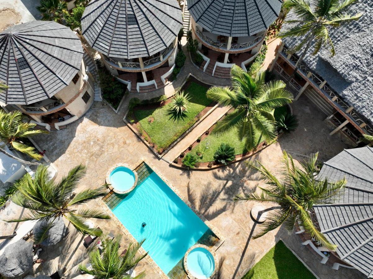 Отель Zula Zanzibar Падже Экстерьер фото