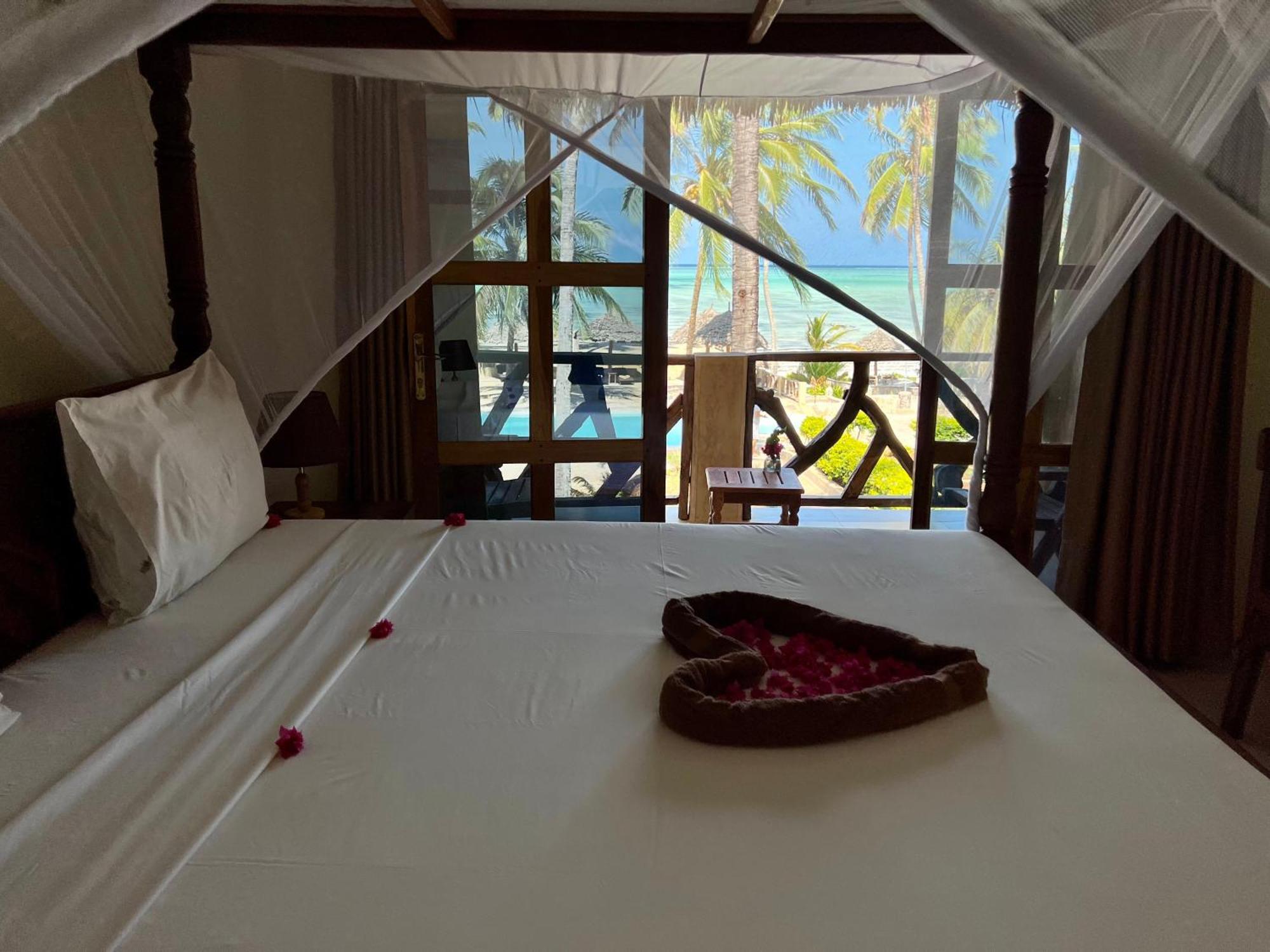 Отель Zula Zanzibar Падже Номер фото